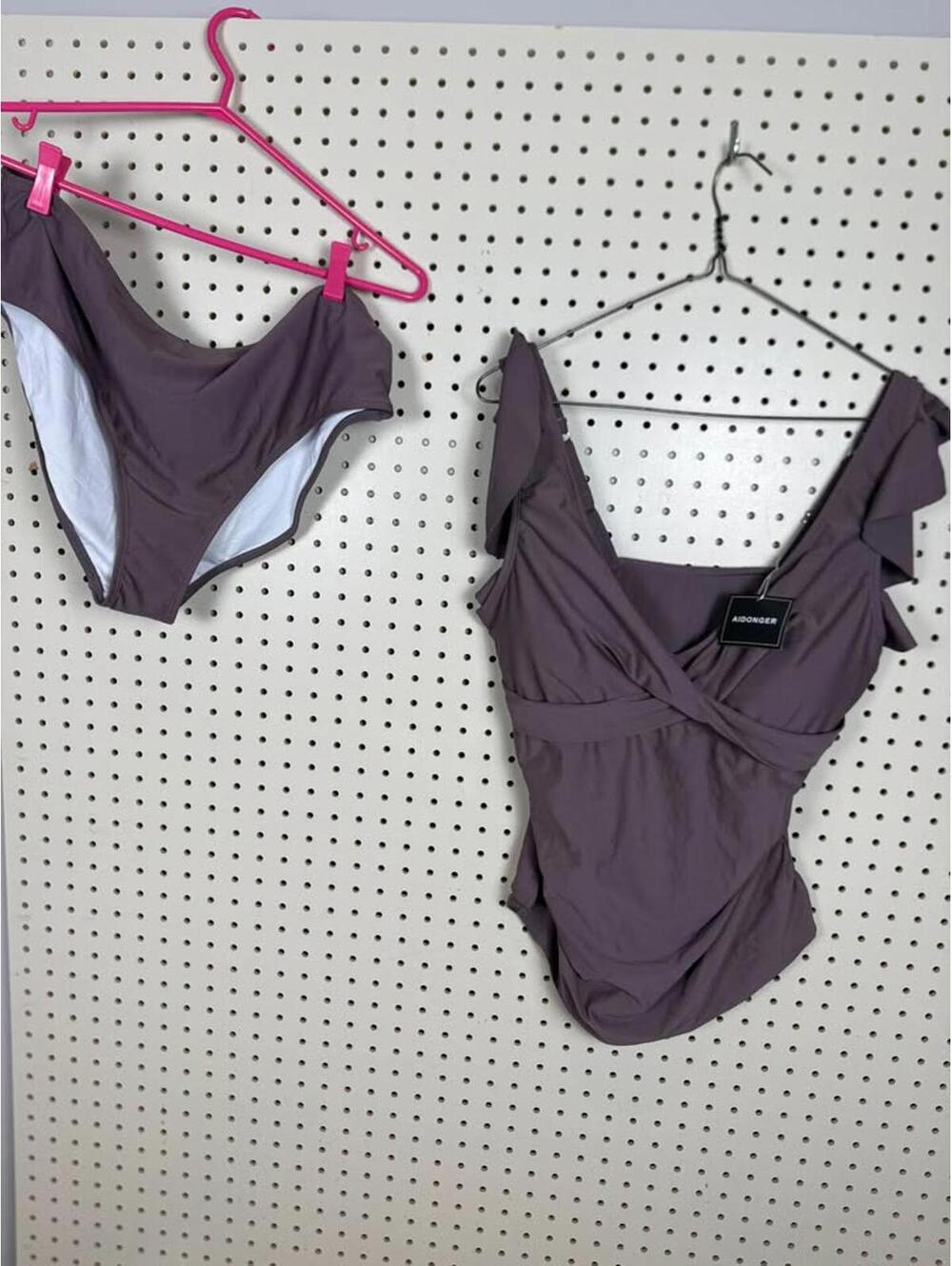 NWT purple ruffle top two-piece swimsuit sz XL [COPY]